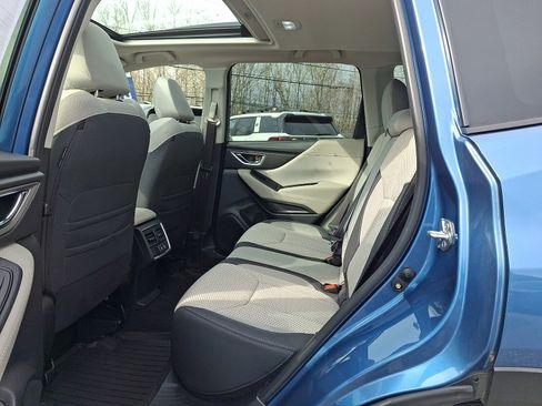 Certified 2023 Subaru Forester Premium image 10