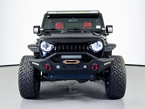 Used 2019 Jeep Wrangler Unlimited Sport S AWD/4WD image 3