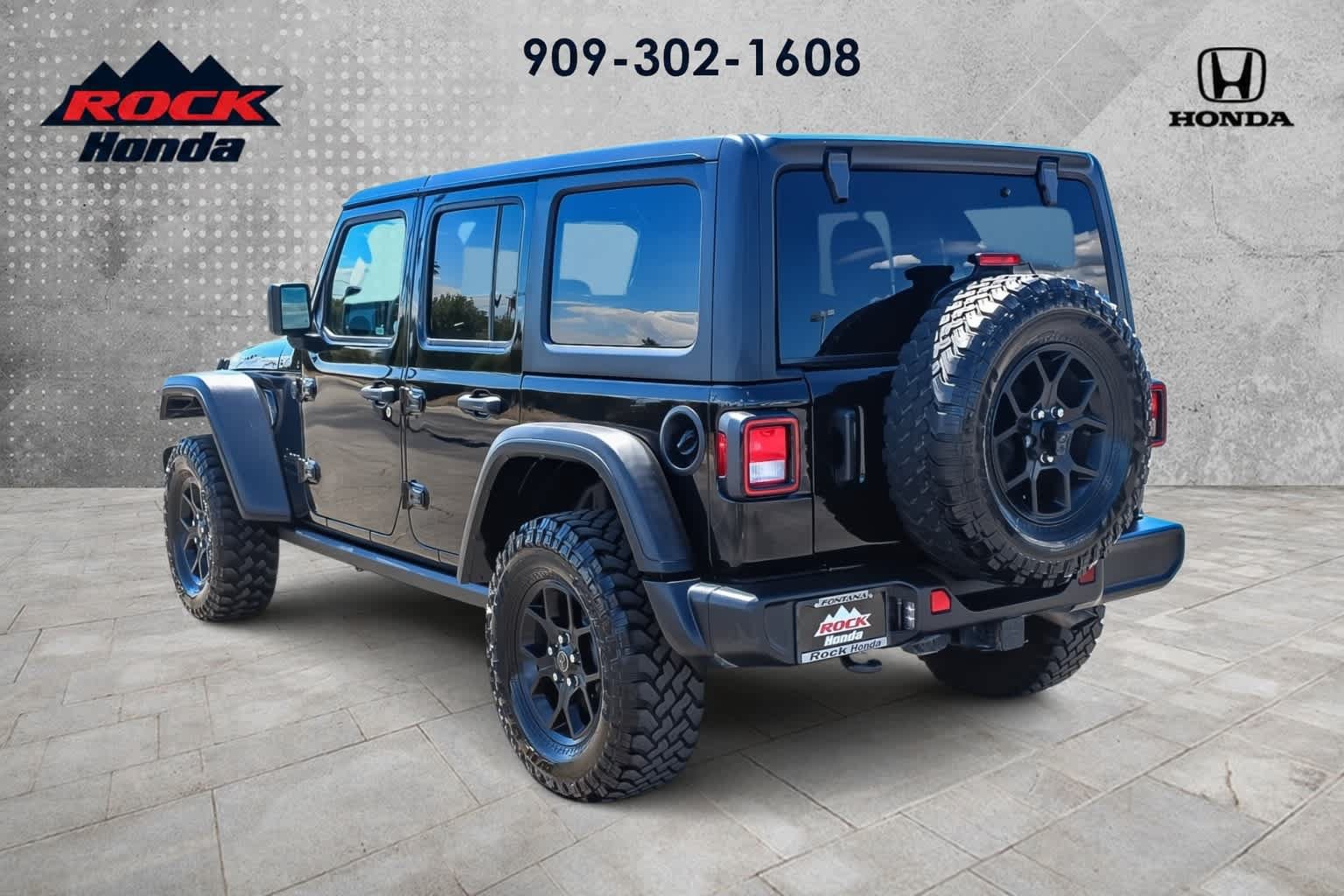 Used 2025 Jeep Wrangler Unlimited Sport AWD/4WD image 6
