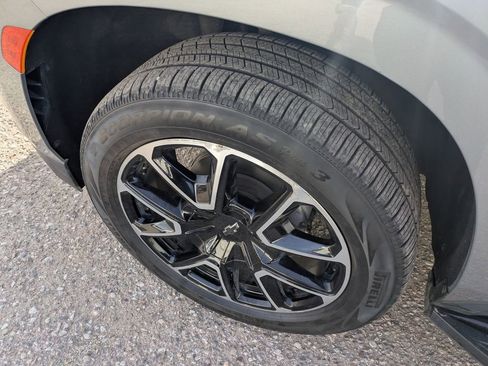 Used 2023 Chevrolet Tahoe RST w/ Luxury Package image 10