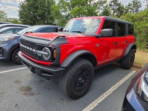 Used 2022 Ford Bronco Wildtrak AWD/4WD image 3