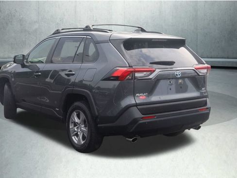 Certified 2023 Toyota RAV4 XLE w/ Convenience Package AWD/4WD image 17