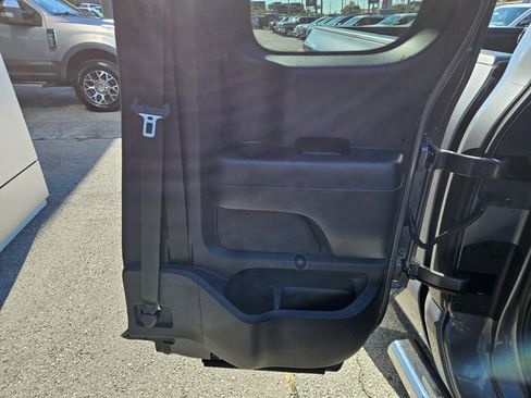 Used 2018 Nissan Titan S w/ S Utility Package image 12