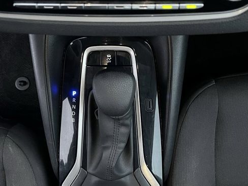 Used 2024 Toyota Corolla LE image 18