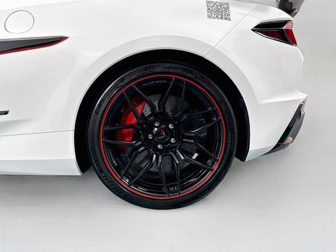 Used 2025 Chevrolet Corvette Z06 w/ Z07 Performance Package RWD image 34