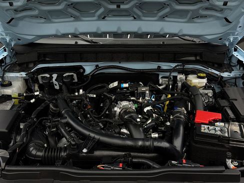 Used 2025 Ford Bronco Heritage Edition image 19