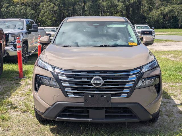 Used 2025 Nissan Rogue SV AWD/4WD image 8