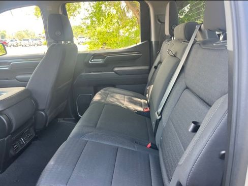 Used 2022 GMC Sierra 1500 Elevation image 7