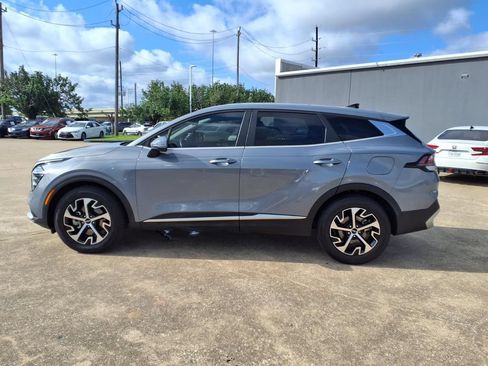 Used 2024 Kia Sportage EX FWD image 5