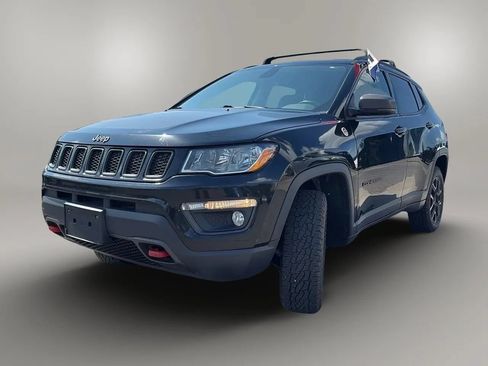 Used 2020 Jeep Compass Trailhawk AWD/4WD image 3