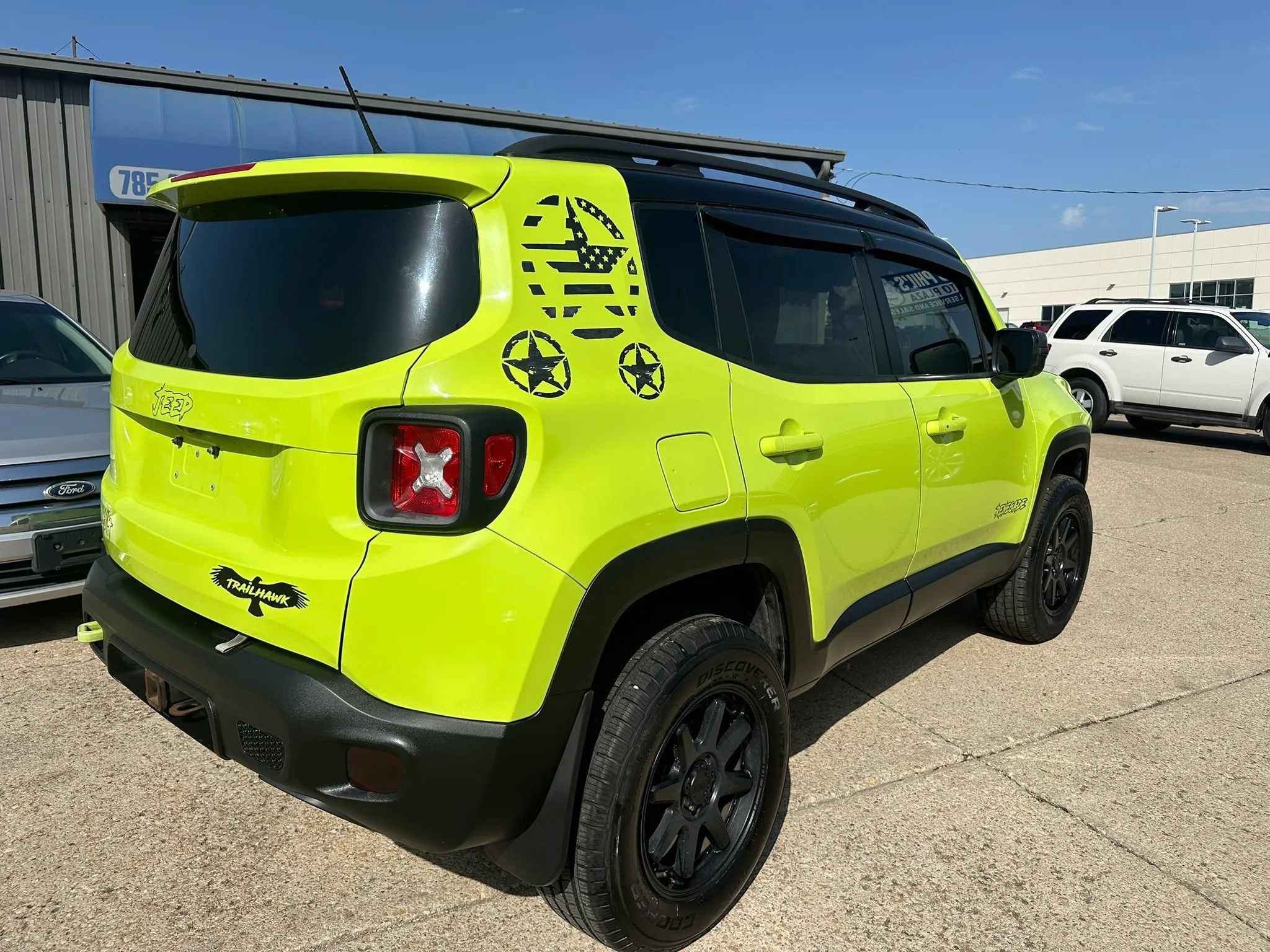 Used 2017 Jeep Renegade Trailhawk w/ Trailer Tow Group AWD/4WD image 5