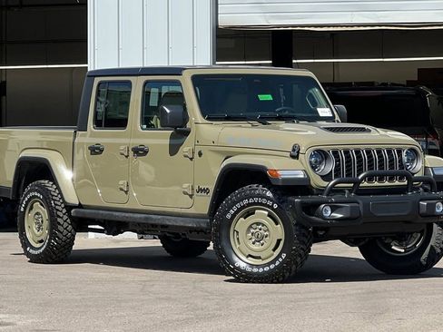New 2026 Jeep Gladiator Sport image 2