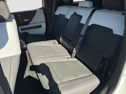 Used 2024 GMC Hummer EV 3X image 12