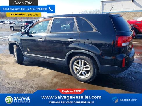 Used 2014 Kia Sorento LX image 3