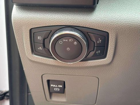 Used 2019 Ford F150 XL w/ Equipment Group 101A Mid AWD/4WD image 7