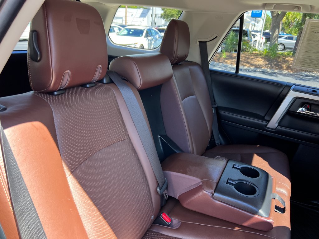 Used 2015 Toyota 4Runner Limited AWD/4WD image 22