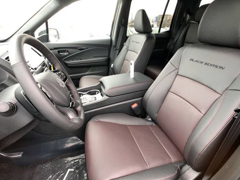 New 2026 Honda Ridgeline Black Edition image 14