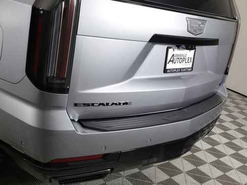 Used 2026 Cadillac Escalade Platinum Sport w/ LPO, ONYX Package AWD/4WD image 55
