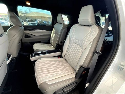 New 2026 INFINITI QX60 Autograph w/ Dark Cargo Package image 15