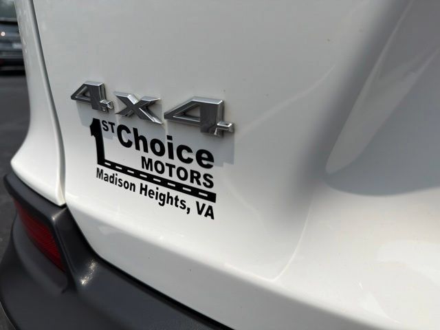 Used 2022 Jeep Cherokee Limited AWD/4WD image 39