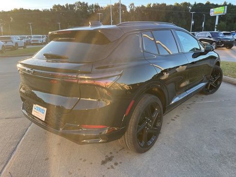 New 2026 Chevrolet Equinox EV RS image 10