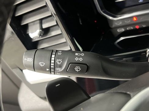 Used 2024 GMC Sierra 1500 Elevation w/ Elevation Premium Package image 29