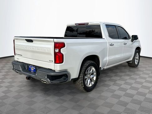Used 2022 Chevrolet Silverado 1500 LTZ image 5