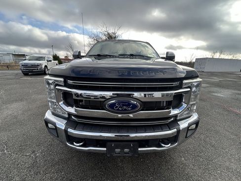 Used 2020 Ford F250 XLT w/ XLT Premium Package image 5