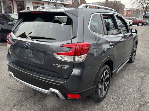 Used 2024 Subaru Forester Touring image 8