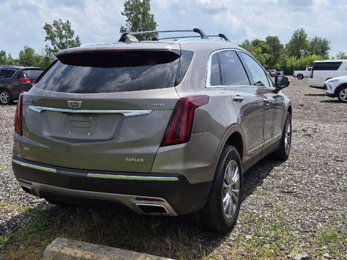 Certified 2023 Cadillac XT5 Premium Luxury AWD/4WD image 3