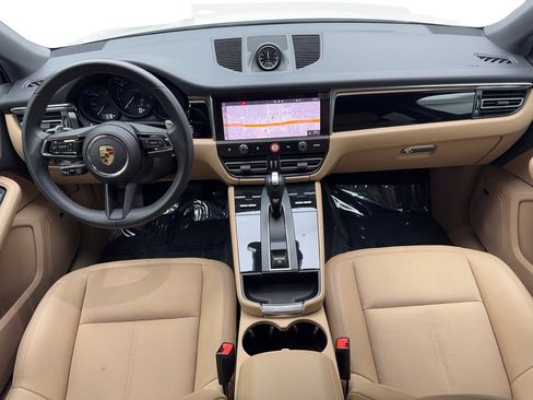 Used 2025 Porsche Macan Turbo image 50