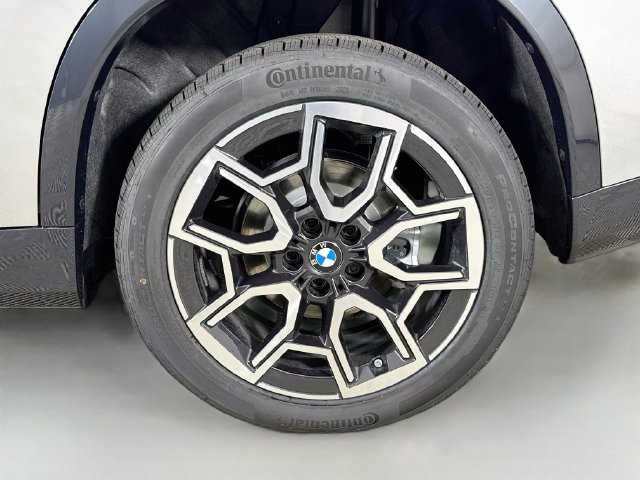 New 2026 BMW X1 xDrive28i w/ Technology Package AWD/4WD image 32