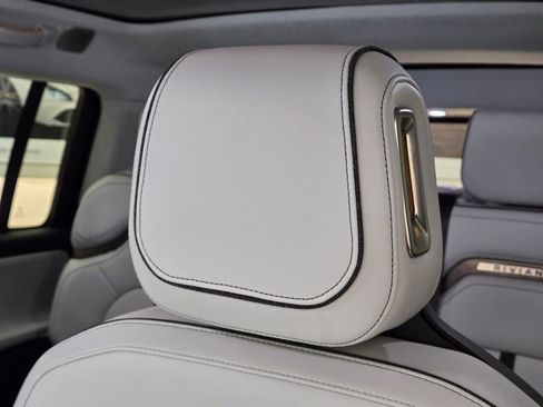 Used 2023 Rivian R1S Adventure image 31