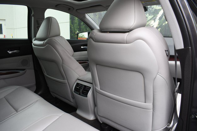 Used 2015 Acura TLX w/ Advance Package FWD image 28