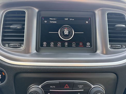 Used 2022 Dodge Charger SXT image 16