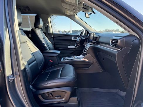 Certified 2024 Ford Explorer XLT w/ Equipment Group 202A AWD/4WD image 12
