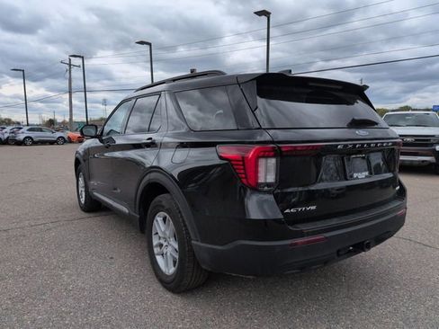 Certified 2025 Ford Explorer Active AWD/4WD image 7