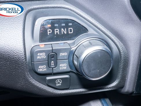 Used 2025 RAM 1500 Big Horn AWD/4WD image 34