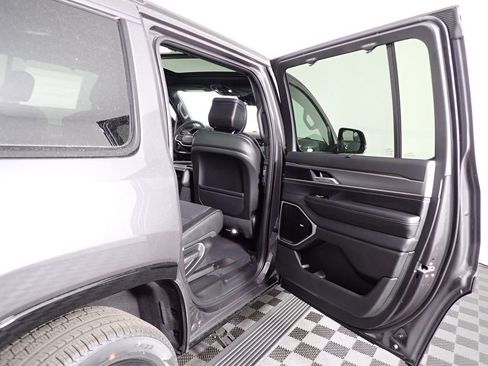 New 2026 Jeep Grand Wagoneer Limited AWD/4WD image 41