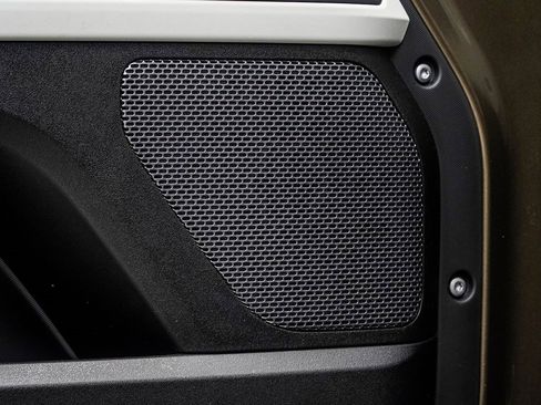 Used 2022 Land Rover Defender 110 XS Edition image 33