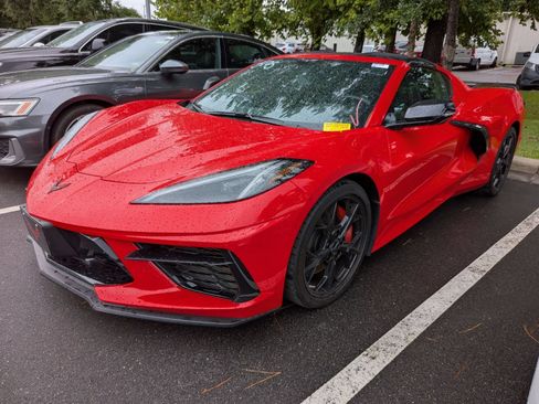 Used 2021 Chevrolet Corvette Stingray Coupe w/ Z51 Performance Package RWD image 5