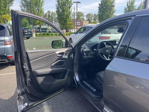 Used 2024 Acura RDX SH-AWD image 10