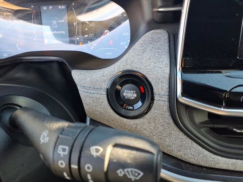 Used 2022 Jeep Compass Latitude image 40