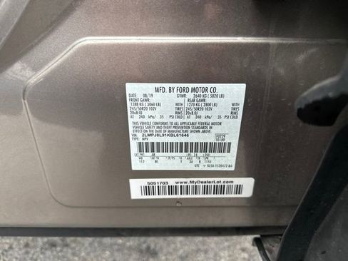 Used 2019 Lincoln Nautilus Reserve image 23