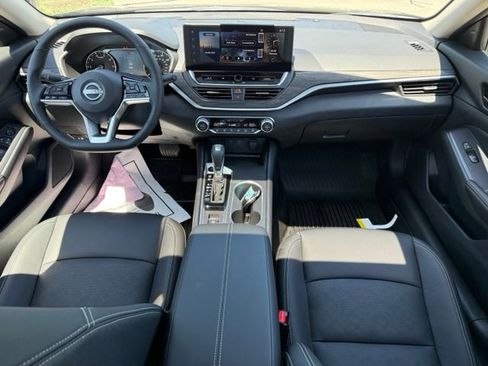 New 2026 Nissan Altima 2.5 SV FWD image 22