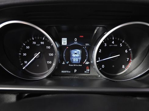 Used 2017 Land Rover Discovery HSE image 25