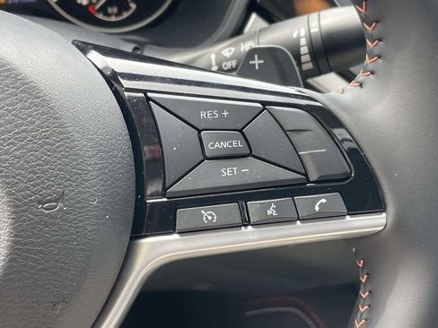 Used 2025 Nissan Altima 2.5 SR w/ SR Premium Package image 22