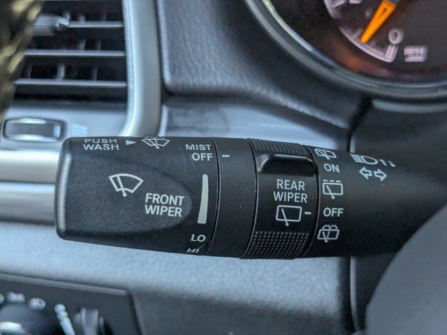Used 2021 Jeep Grand Cherokee Laredo X RWD image 17