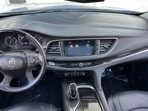 Used 2019 Buick Enclave Avenir w/ Avenir Technology Package image 17