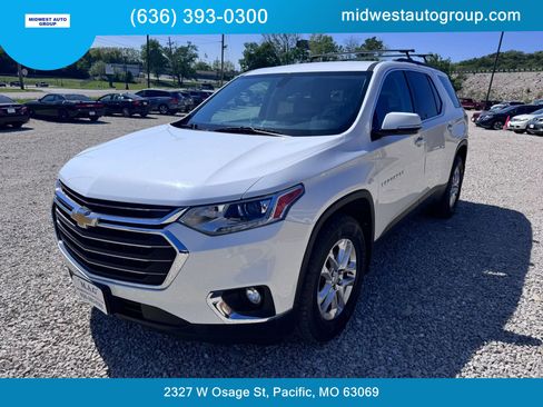 Used 2019 Chevrolet Traverse LT AWD/4WD image 1